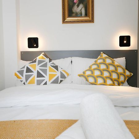 New Luxury Apartments In Central London Next To Shops, Cafes, Bars & Metro Kültér fotó