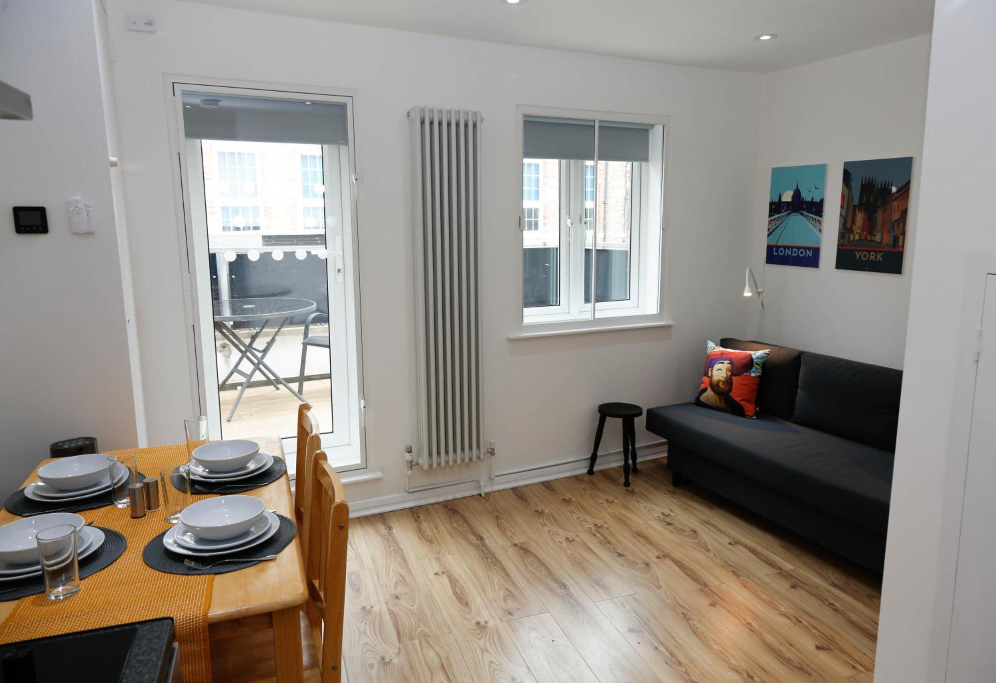 New Luxury Apartments In Central London Next To Shops, Cafes, Bars & Metro Kültér fotó