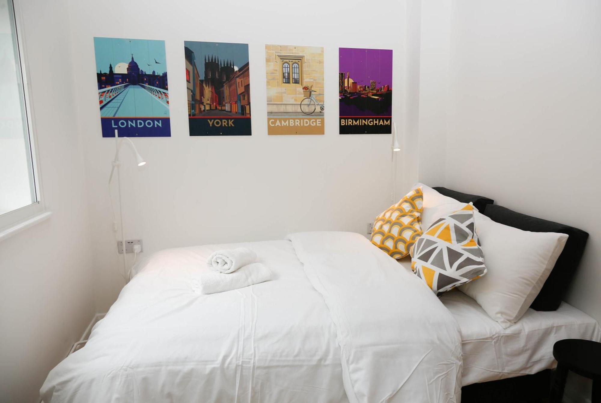 New Luxury Apartments In Central London Next To Shops, Cafes, Bars & Metro Kültér fotó