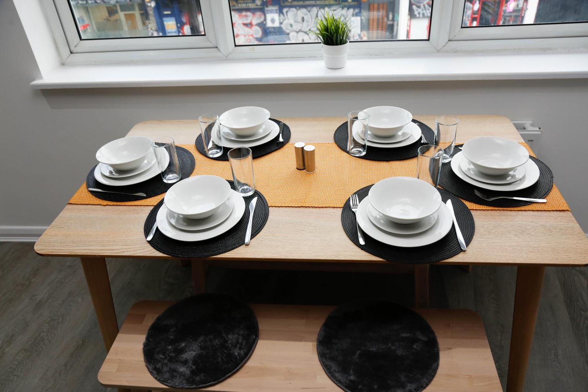 New Luxury Apartments In Central London Next To Shops, Cafes, Bars & Metro Kültér fotó