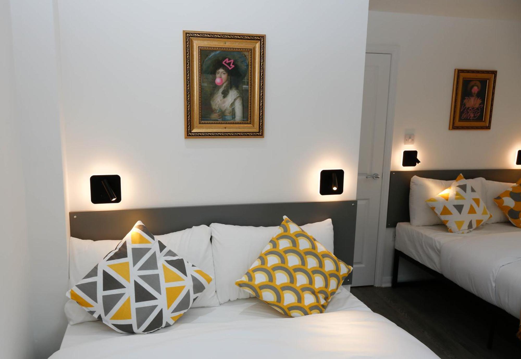 New Luxury Apartments In Central London Next To Shops, Cafes, Bars & Metro Kültér fotó