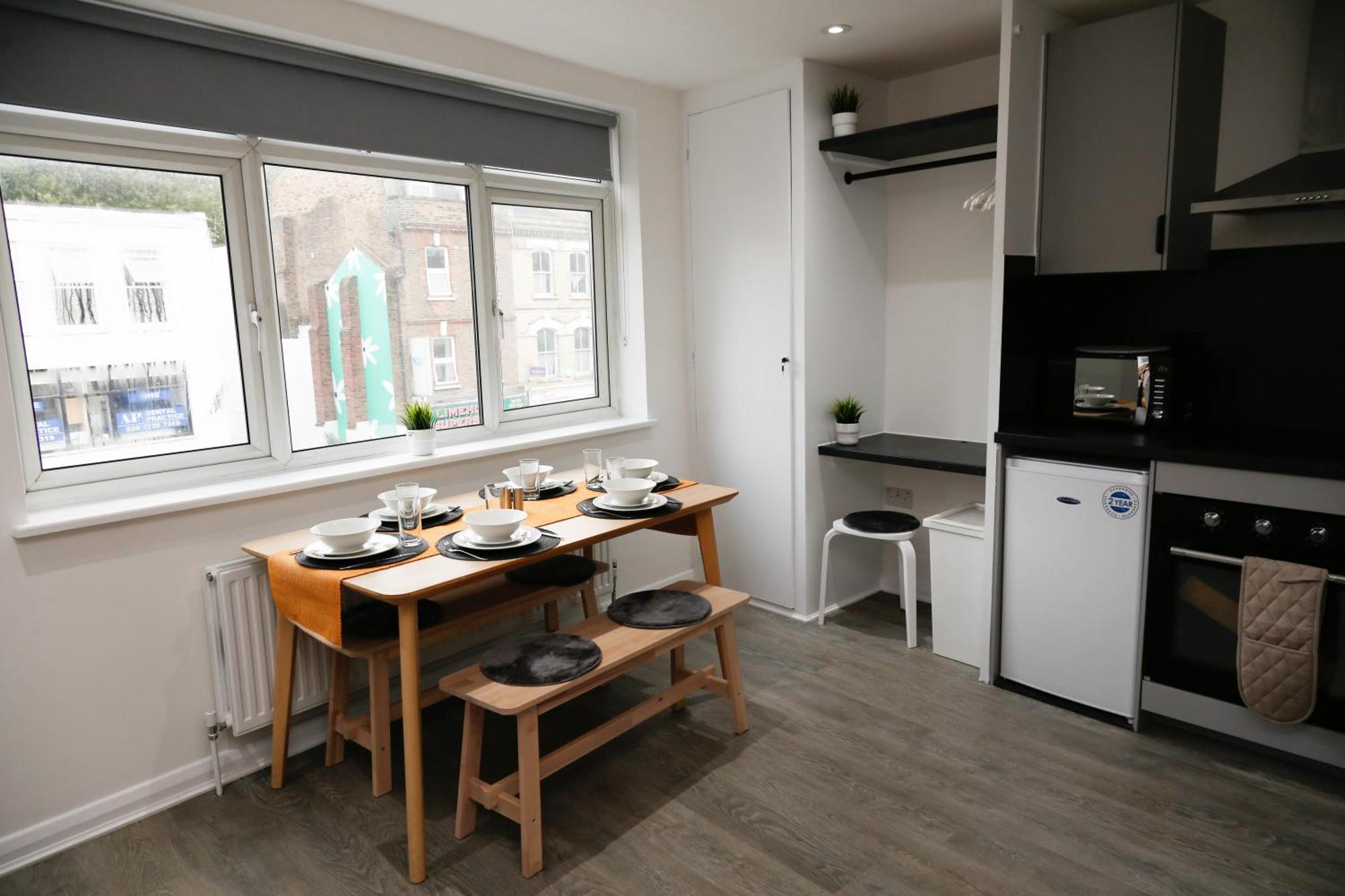 New Luxury Apartments In Central London Next To Shops, Cafes, Bars & Metro Kültér fotó